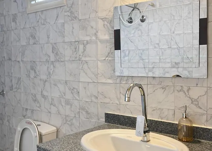 Assala Rooftop With Large Terrace & Mountian Views Apartment *